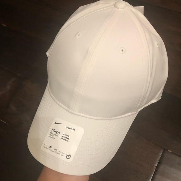 NIKE GOLF LEGACY 91 ADULT UNISEX STRAPBACK ADJUSTABLE HAT - Picture 1 of 4